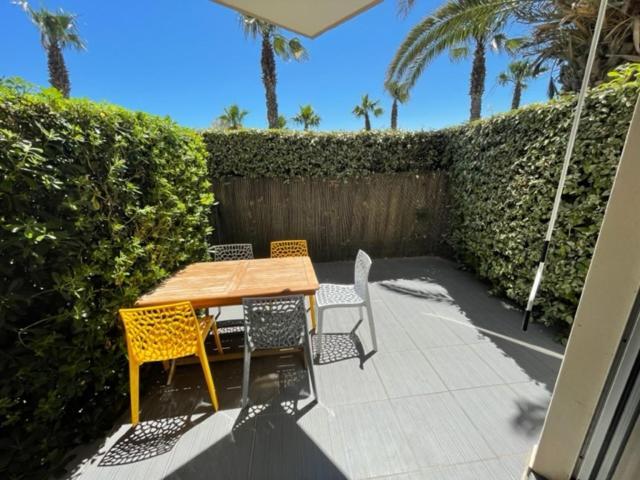 Rez De Jardin + Terrasse Piscine Et Acces Direct Plage Appartement Saint-Cyprien  Buitenkant foto